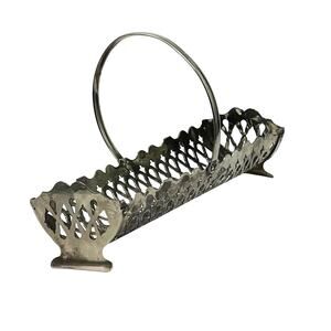 Silver Plated Biscuit/Cracker Holder - Made in England - Leans *See Description